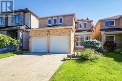 71 BAYHAMPTON CRESCENT Vaughan, ON L4J 7H2