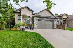 7653 MULHERN STREET Niagara Falls (Ascot), ON L2H 1B2