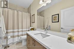 Main bathroom - 