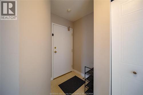 3000 SANDWICH Unit# 406 , Windsor, Ontario N9C 4G3 2