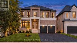 88 DUNCAN ROAD Richmond Hill, ON L4C 6J7