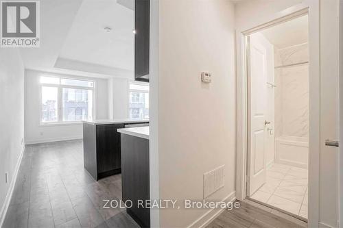 318 - 3058 SIXTH LINE , Oakville, Ontario L6M 1P8 4