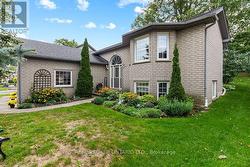 411 OLDE VILLAGE LANE Shelburne, ON L9V 3A4