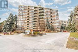 312 - 100 OBSERVATORY LANE Richmond Hill, ON L4C 1T4