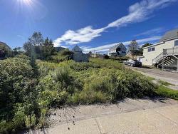 997 Victoria Road Sydney, NS B1N 1K8