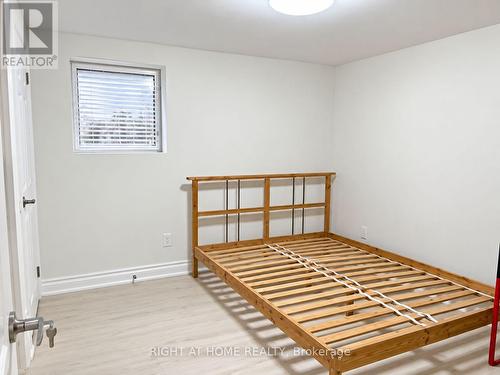 LOWER - 59 MARBLEMOUNT CRESCENT , Toronto, Ontario M1T 2H5 5