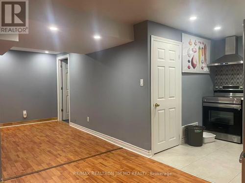 BASEMENT - 5 BUTTONWOOD TRAIL , Aurora, Ontario L4G 6N2 2