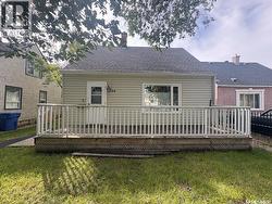 1246 Queen STREET  Regina, SK S4T 4B4