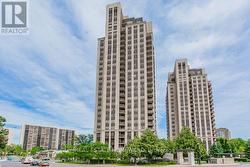 402 - 133 WYNFORD DRIVE Toronto, ON M3C 0J5