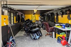 detached garage - 