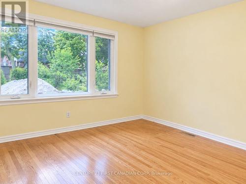 UPPER LEVEL - 638 TENNENT AVENUE , London North (North G), Ontario N5X 1L6 2