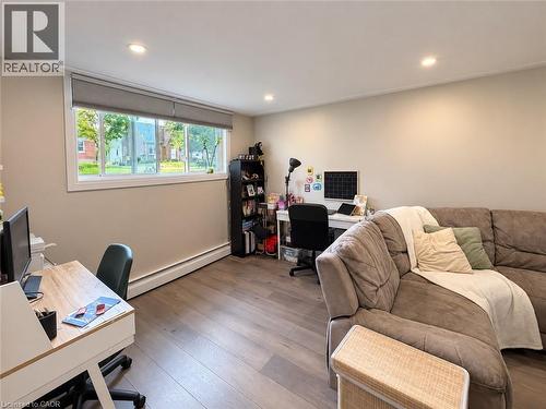 226 HEIMAN Street Unit# 1 , Kitchener, Ontario N2M 3M3 3