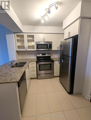 621 - 75 NORMAN BETHUNE AVENUE , Richmond Hill, Ontario L4B 0B6 2