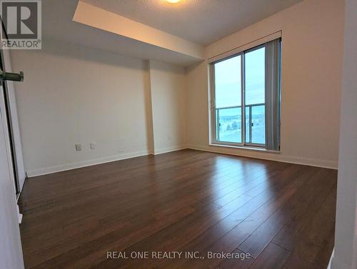 621 - 75 NORMAN BETHUNE AVENUE , Richmond Hill, Ontario L4B 0B6 5