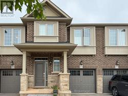 371 WHEAT BOOM DRIVE Oakville, ON L6H 0R3