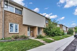 136 - 500 OSGOODE DRIVE London South, ON N6E 2G9