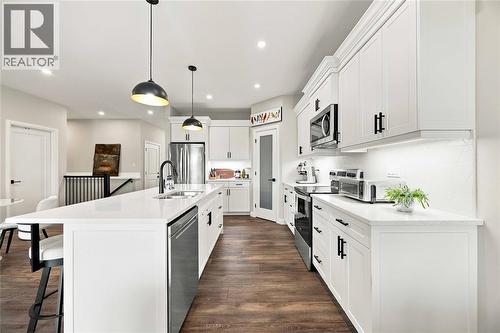 483 Kip Lane, Plympton-Wyoming, ON 