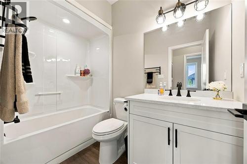 483 Kip Lane, Plympton-Wyoming, ON 