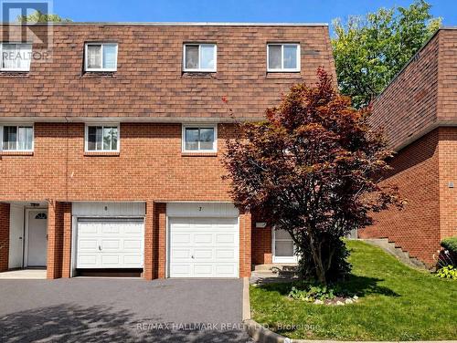 7 - 144 HENDERSON AVENUE  Markham, ON L3T 2L5