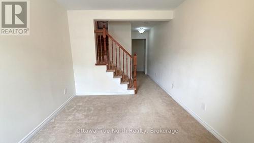 305 MENORCA DRIVE , Ottawa, Ontario K2S 0M1 4