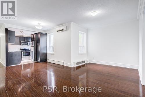 2 - 2 CRAIGHURST AVENUE , Toronto, Ontario M4R 1J8 4