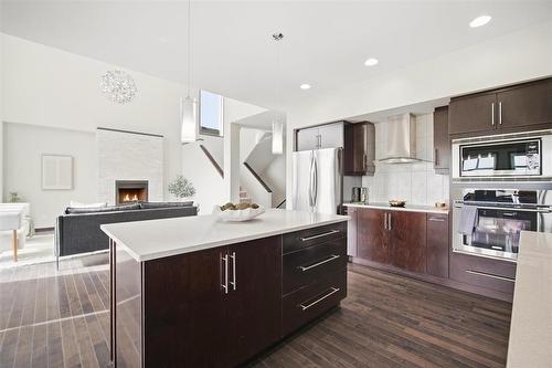 180 North Town Road, Winnipeg, MB 