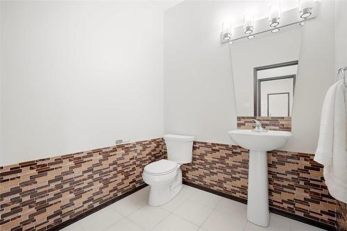 180 North Town Road, Winnipeg, MB 