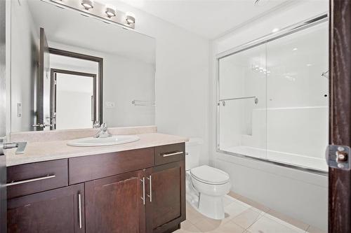 180 North Town Road, Winnipeg, MB 