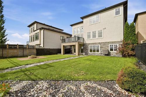 180 North Town Road, Winnipeg, MB 