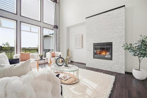 180 North Town Road, Winnipeg, MB 