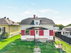 248 Rue Panneton Val-Des-Sources, QC J1T 2K1