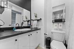 Beautiful 4 pce bathroom - 