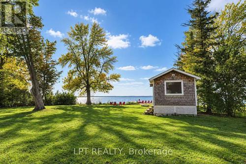 212 CAMERON CRESCENT , Georgina, Ontario L4P 3T6 3