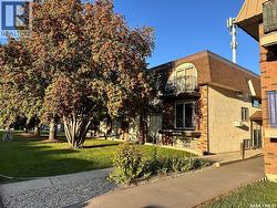 2 3825 Luther PLACE Saskatoon, SK S7H 4B1