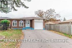 UPPER - 82 MARCHBANK CRESCENT Brampton, ON L6S 3B1