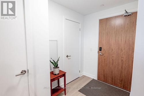 610 - 25 WELLINGTON STREET , Kitchener, Ontario N2G 0G5 4