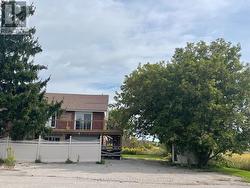 RESIDENCE PRIMARY UNIT/B - 20215 WOODBINE AVENUE East Gwillimbury, ON L0G 1R0