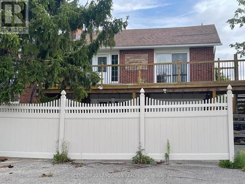 RESIDENCE PRIMARY UNIT/B - 20215 WOODBINE AVENUE , East Gwillimbury, Ontario L0G 1R0 2