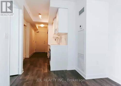 3008 - 99 BROADWAY AVENUE , Toronto, Ontario M4P 0E3 2