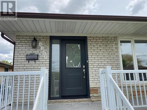 6856 Darcel Avenue, Mississauga, ON 