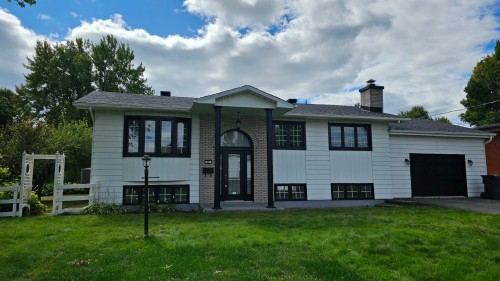 36 Rue Longueuil  Repentigny (Repentigny), QC J6A 3X5