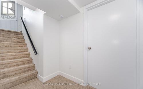 283 PORTER - LOWER LEVEL STREET , Oshawa, Ontario L1J 1N3 2