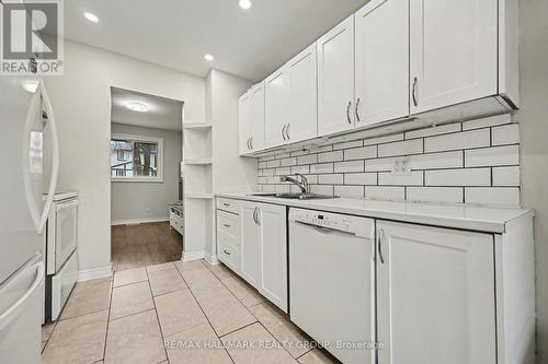 6 WOLFGANG DRIVE , Ottawa, Ontario K2J 1T1 3