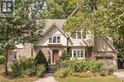 2 OAK KNOLL Drive  Hamilton, ON L8S 4C3