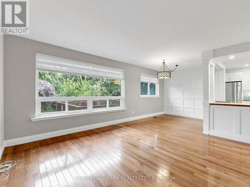 59 WOODGARDEN CRESCENT , Toronto, Ontario M1E 3K3 4