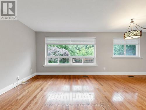 59 WOODGARDEN CRESCENT , Toronto, Ontario M1E 3K3 5