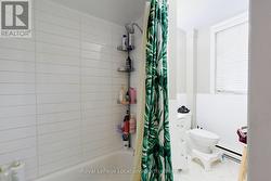 Main Level 4pc Bath - 