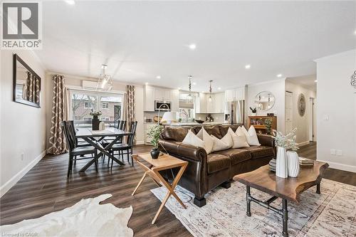 67 BRECKENRIDGE Drive Unit# 102 , Kitchener, Ontario N2B 3R8 4