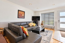 Salon - 