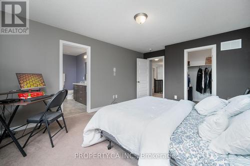 Primary suite, ample closet space - 125 Sweetvalley Drive, Ottawa, ON 